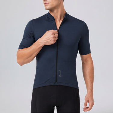 Przewalski men's cycling jersey full zipper detail for quick ventilation on hot rides
